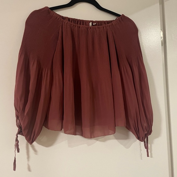 Wilfred flowy off shoulder shirt - Picture 2 of 3